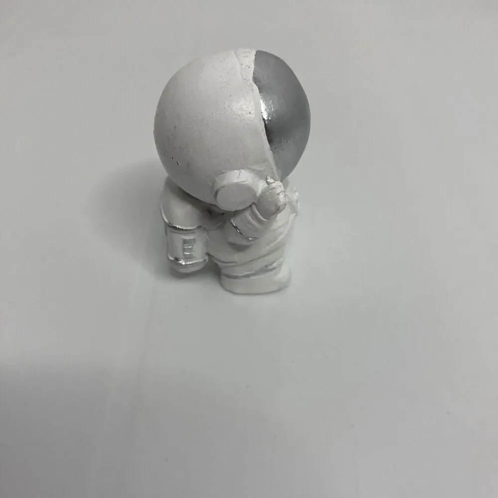 Spaceman Ornament Figure Decoration Current Astronaut Figure Statue